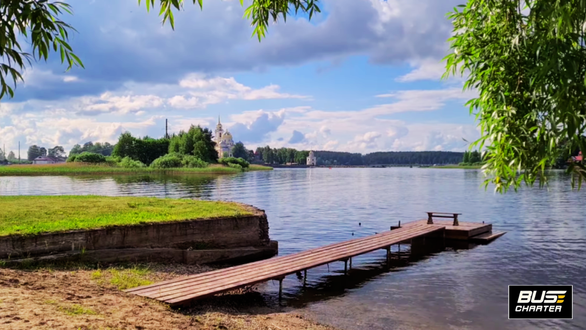 Аренда автобуса и микроавтобуса или минивэна с водителем в Москве посуточно 2025