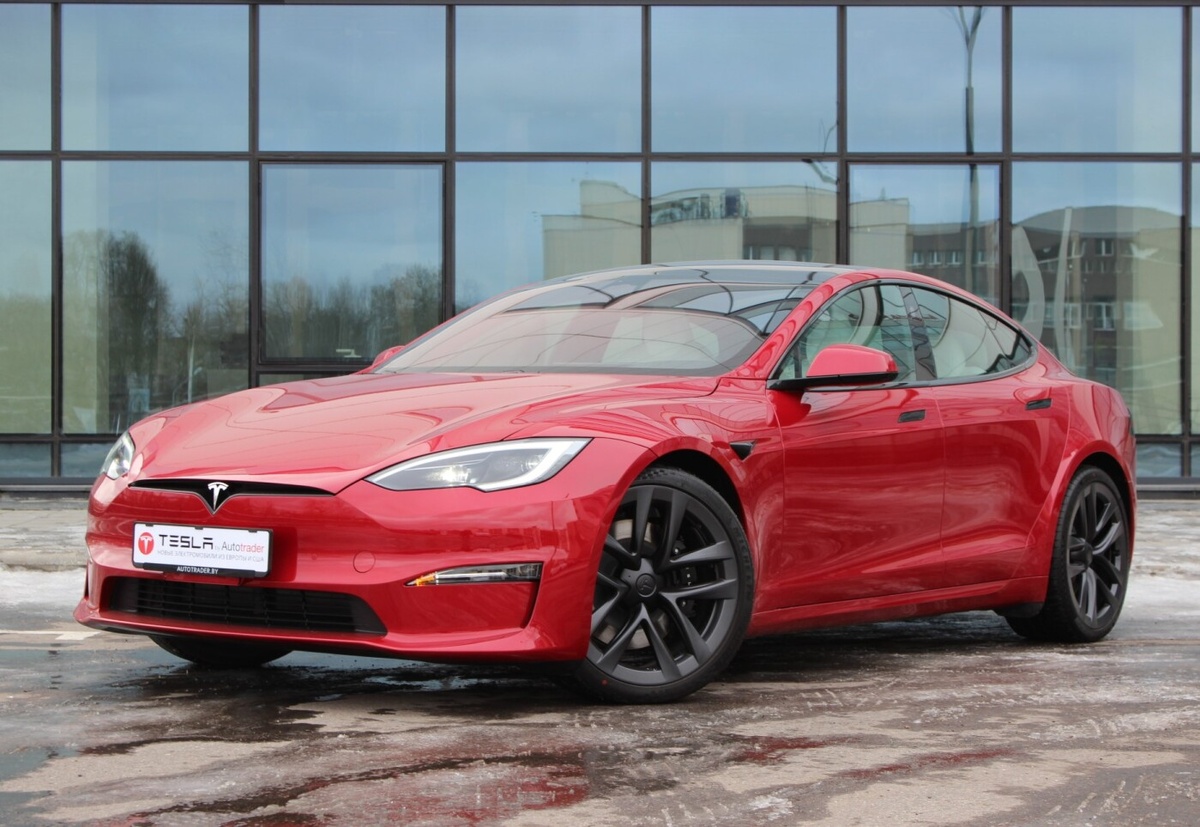 Tesla Model S Plaid