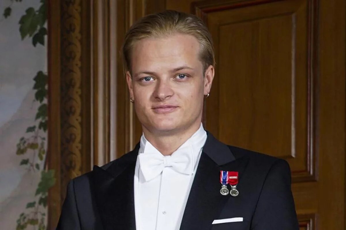    Мариуса Борга Хейби обвиняют в 32 преступлениях, в том числе в четырех изнасилованиях.