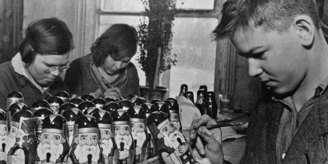 Фабрика игрушек, Загорск 1935 г.