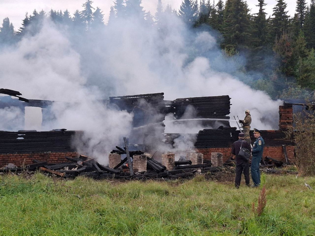    Трагедия в Красногорье: что известно о смертельном пожаре в Котельничском районе