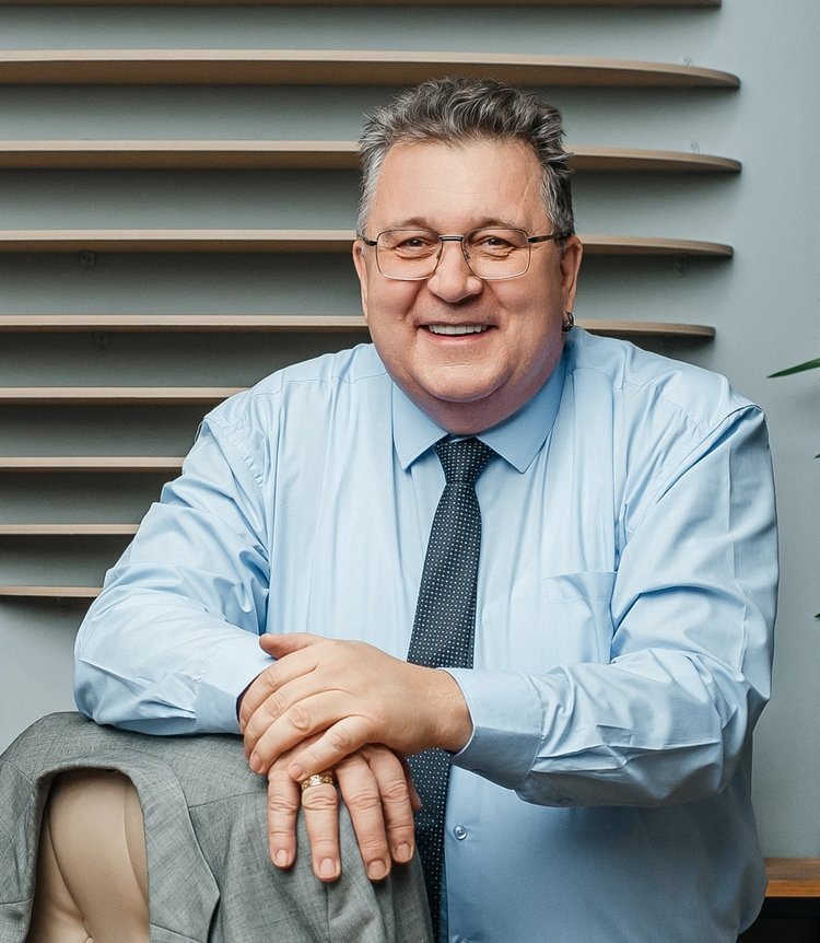 Роман Устеников📷    Особенности управления пищевым производством
