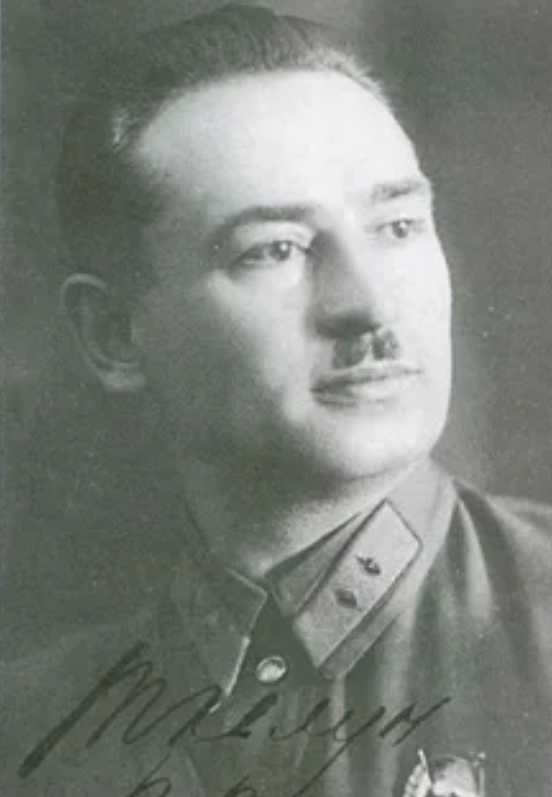 Пётр Пахомович Ткалун