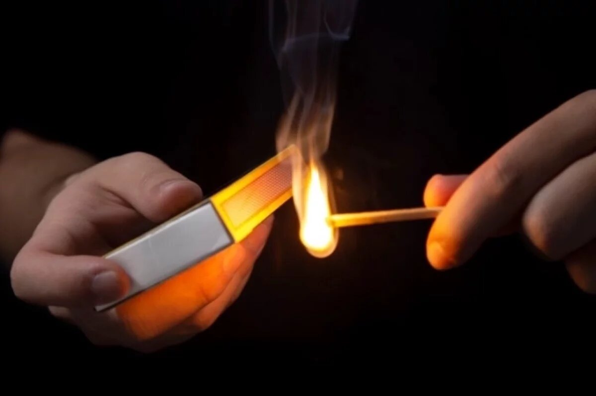    В Нелидово мужчина пытался сжечь знакомую вместе с семьёй