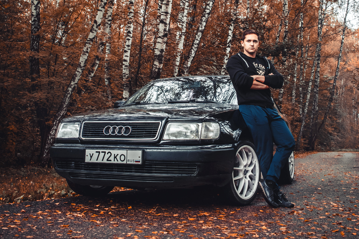 Это, кстати, один из моих первых "немцев" - Ауди 100 1991 года выпуска. Между прочим - замечательный автомобиль с копеечной обслугой