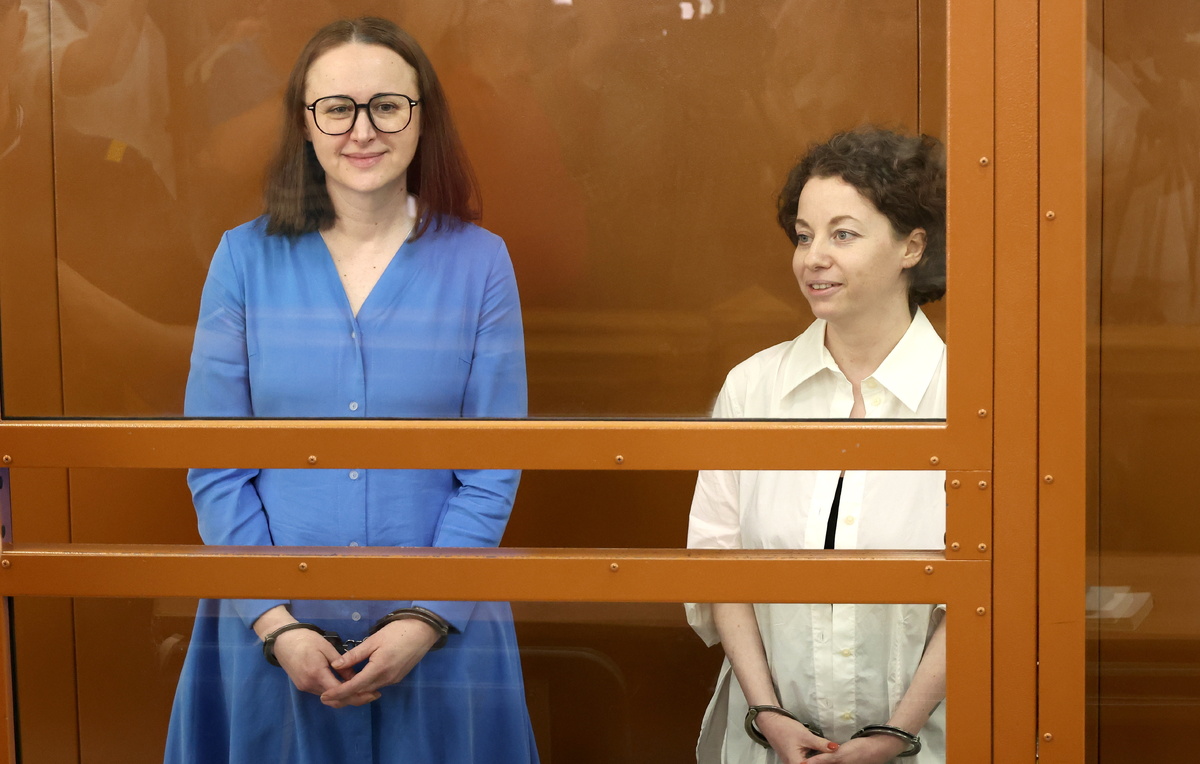    Светлана Петрийчук и Евгения Беркович  Валерий Шарифулин/ТАСС