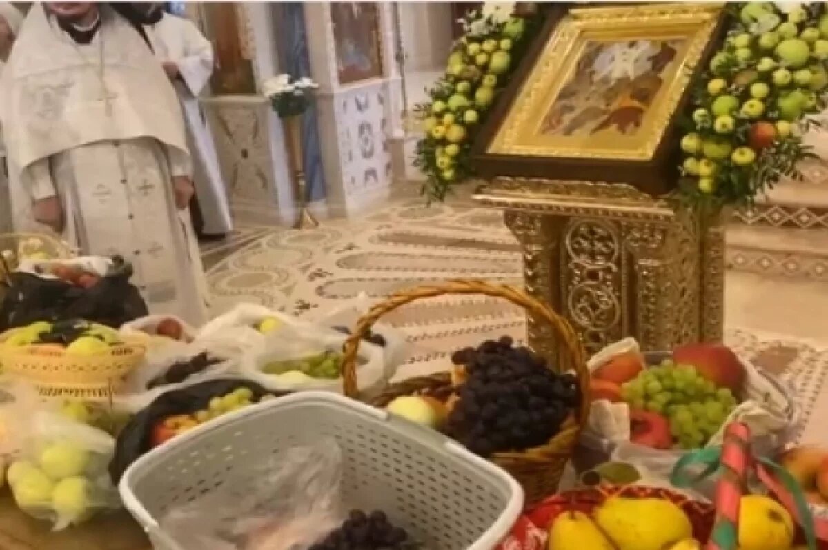    В храмах Челябинской области отмечают Преображение Господне