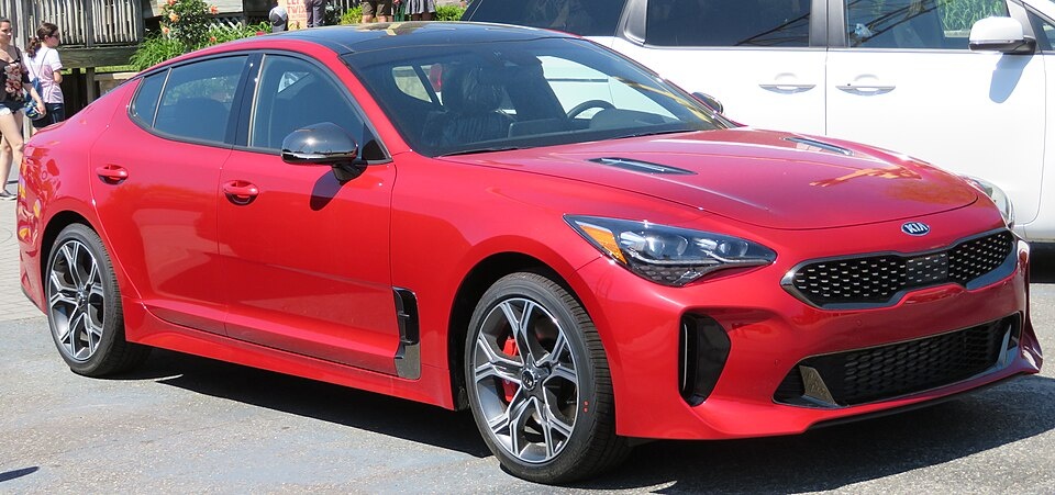 KIA Stinger    Источник: Википедия