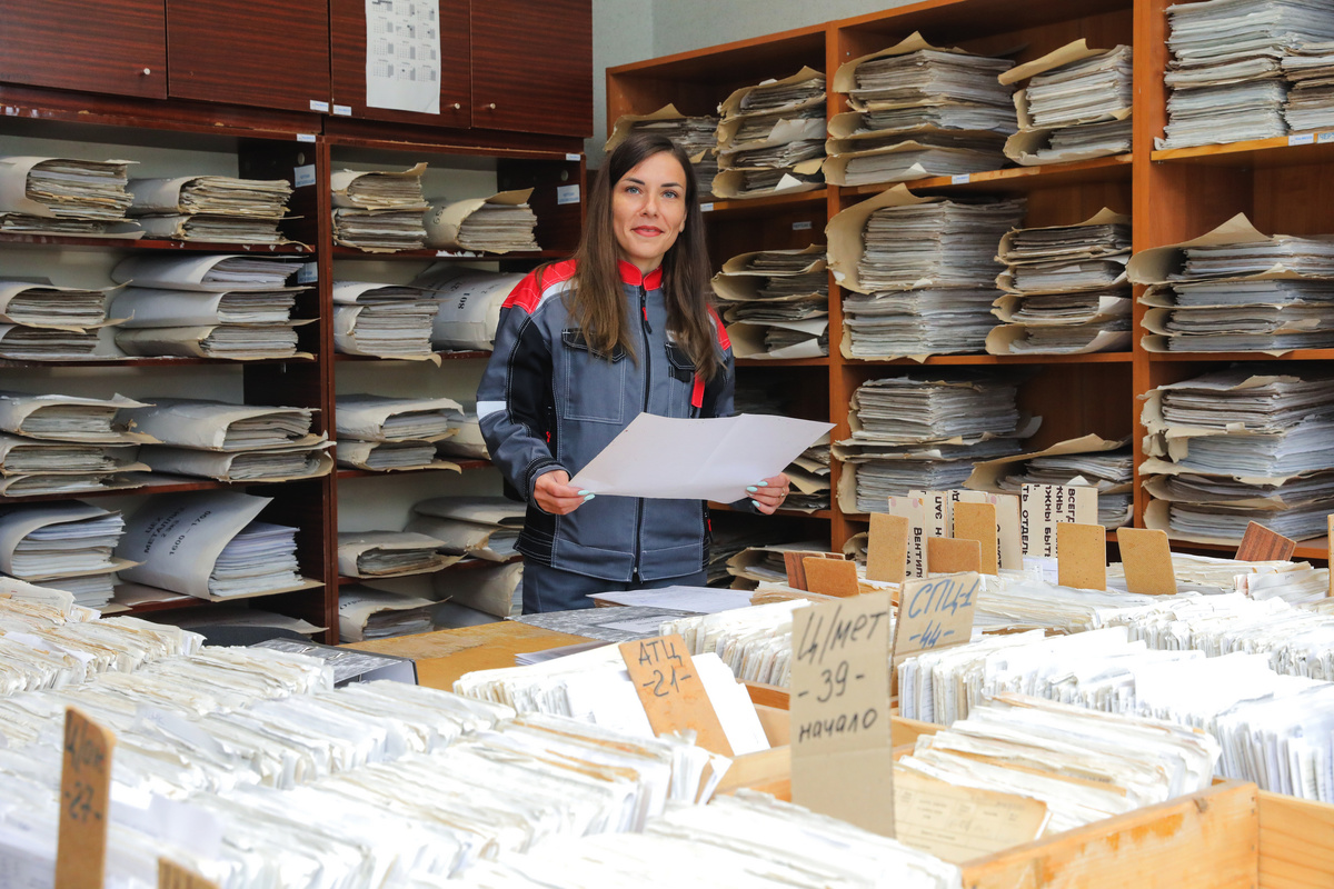 Но, как и каждому инженеру, немало времени приходится уделять бумажной работе