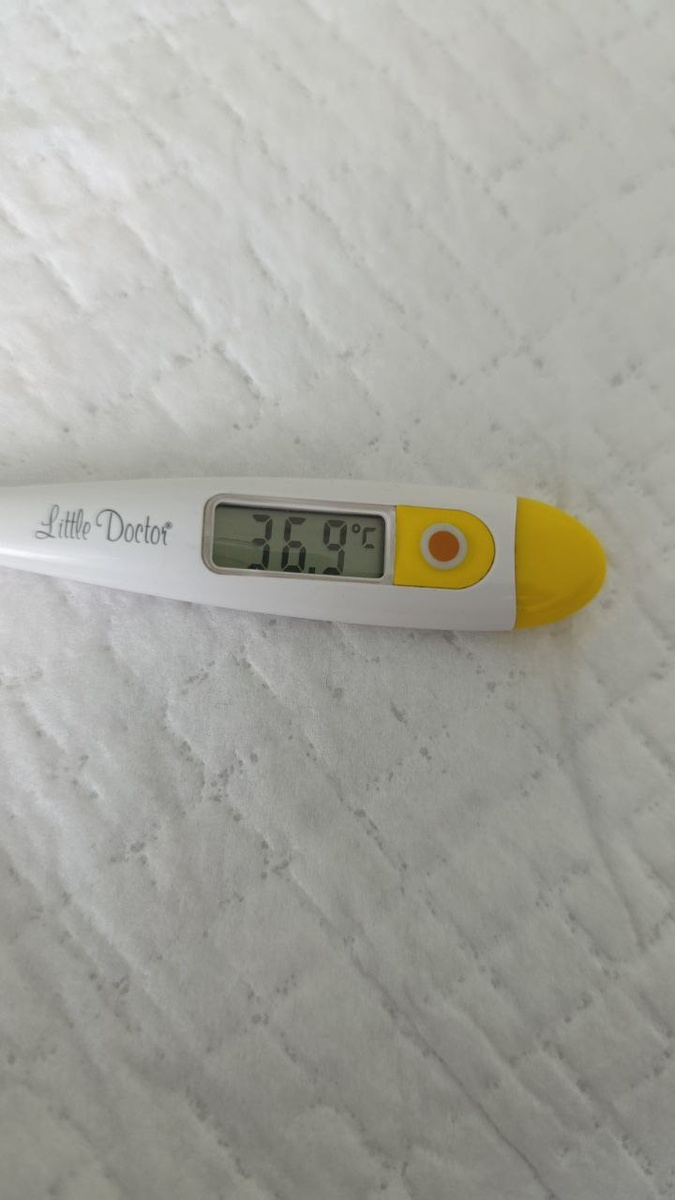 Позднее темеатуа была 37.2, а после 2 дозы - 37.7