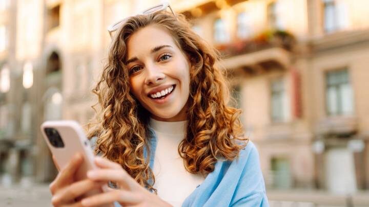 Плюсы и минусы МАХ: что представляет собой новый российский мессенджер на самом деле