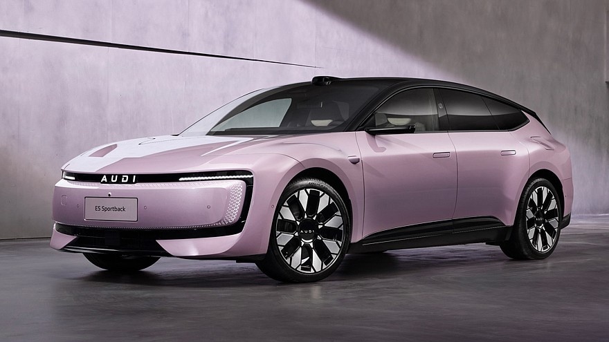    На фото: AUDI E5 Sportback
