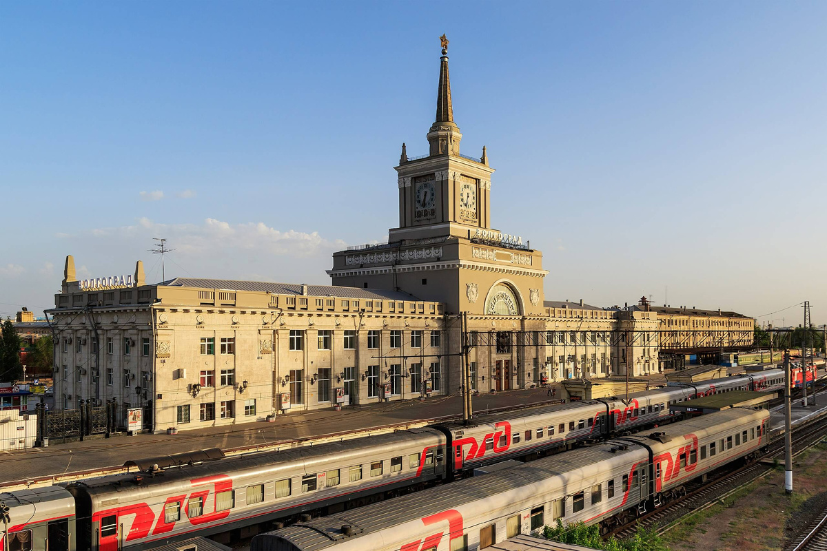 Здание вокзала в Волгограде. Авторство: A.Savin. Собственная работа, CC BY-SA 3.0, https://commons.wikimedia.org/w/index.php?curid=40773031