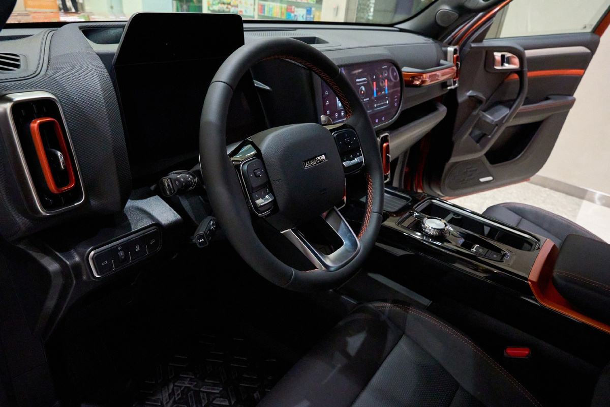 Haval Dargo предлагает сбалансированную комбинацию динамики, комфорта и базовых внедорожных возможностей.