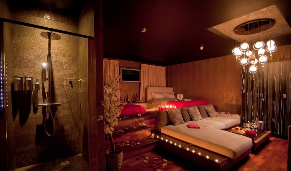 СПА-комплекс — релаксация и восстановление энергии в подарок на годовщину, важная составляющая идеального свидания с женой.