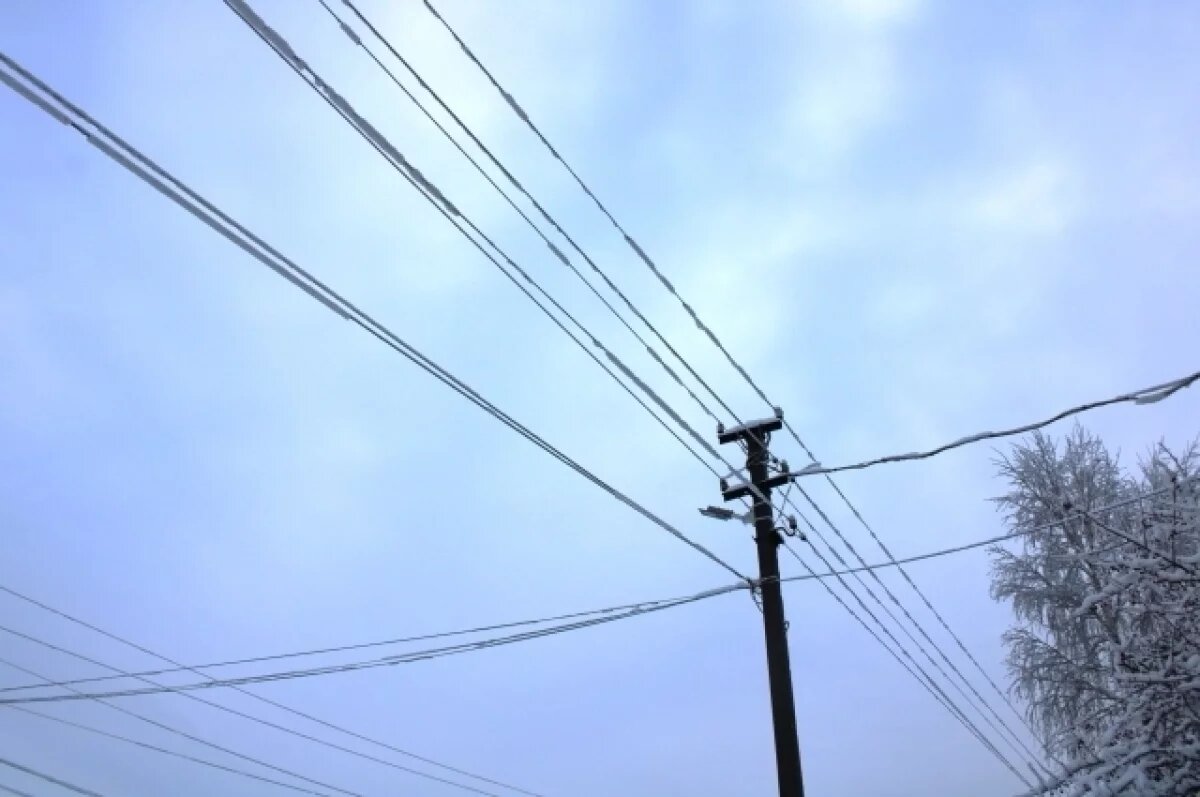    Жителя Прикамья насмерть ударило током во время подключения к электросети