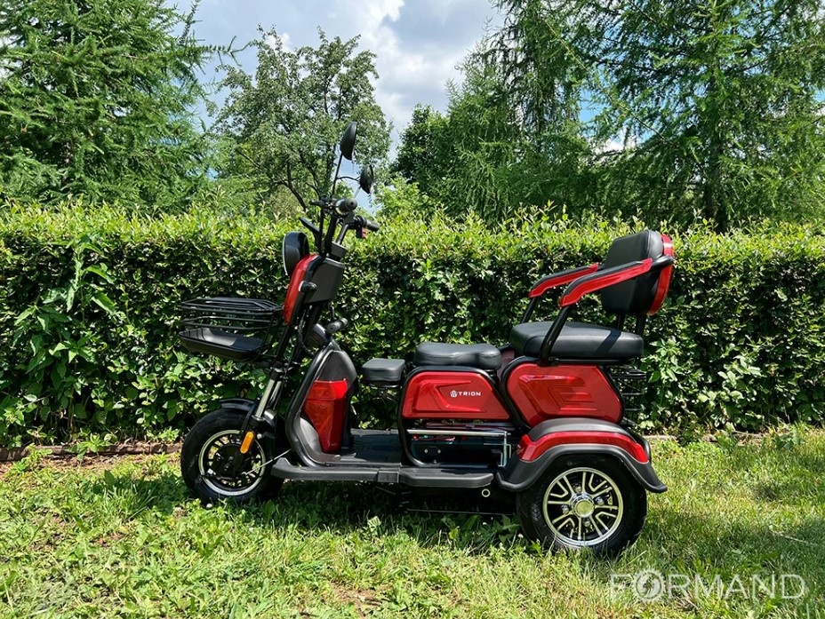 Новый символ загородного комфорта – электротрицикл. Устойчивый, экономичный и невероятно простой в управлении.