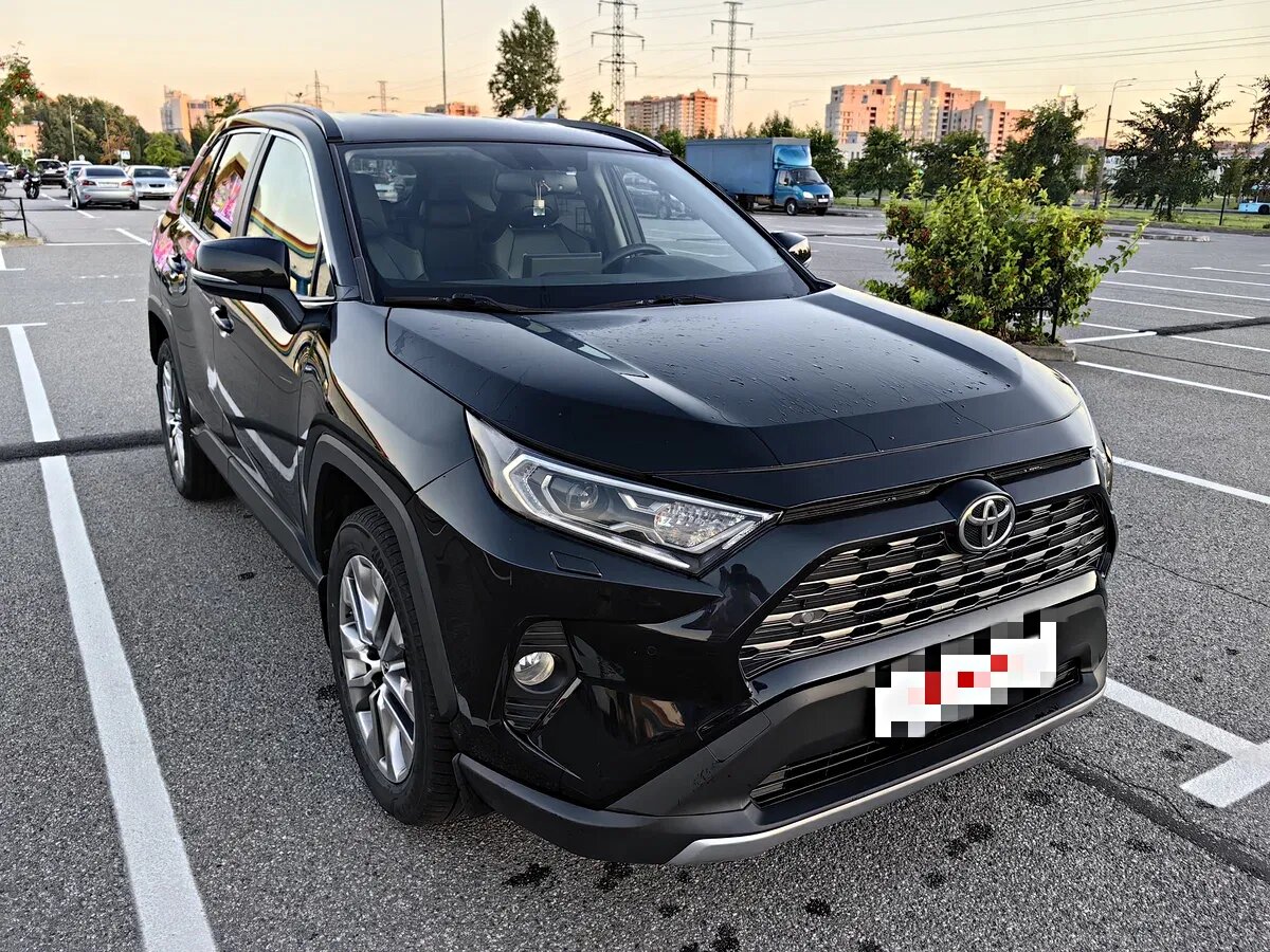 Вид спереди