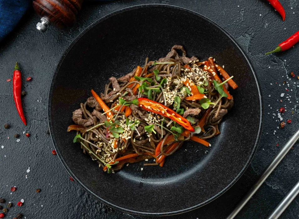 "Соба с говядиной" AlphaChef