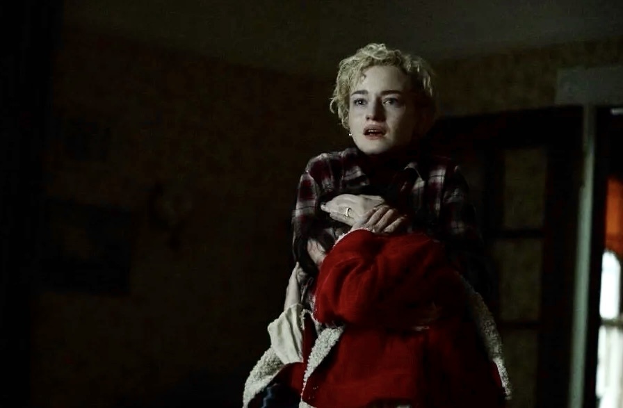 Детектив, ужасы. США. В главных ролях: Джош Бролин, Джулия Гарнер, Олден Эренрайк, Остин Абрамс.