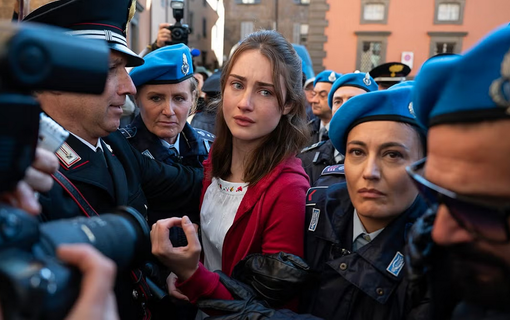 Листайте кадры.