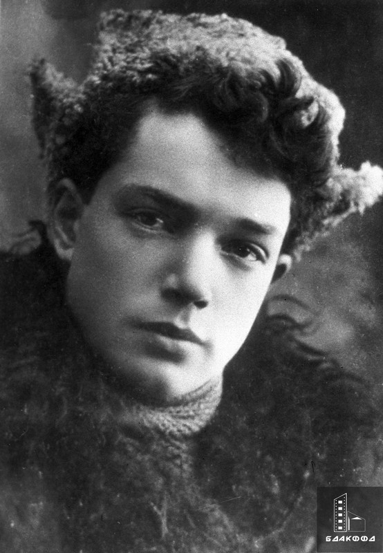 16-летний Алесь Жаврук, еще Александр Синичкин, автор первых поэтических опытов в периодической печати Беларуси, Сенно, Могилевская область, 1929 г.