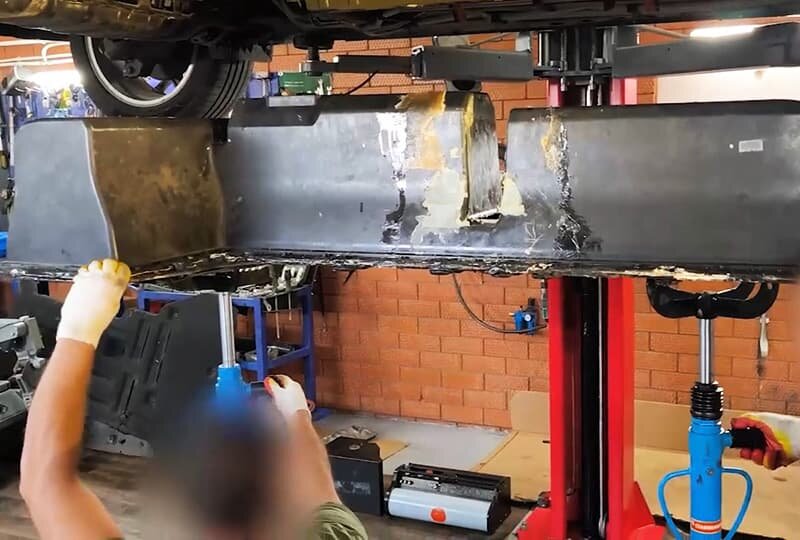    Самодельное взрывное устройство