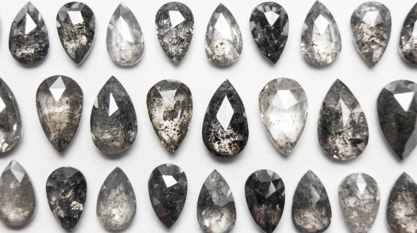 Бриллианты «соль и перец»