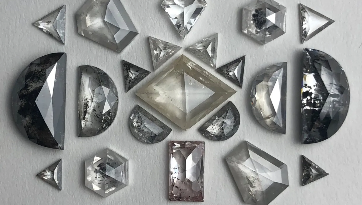 Бриллианты «соль и перец»