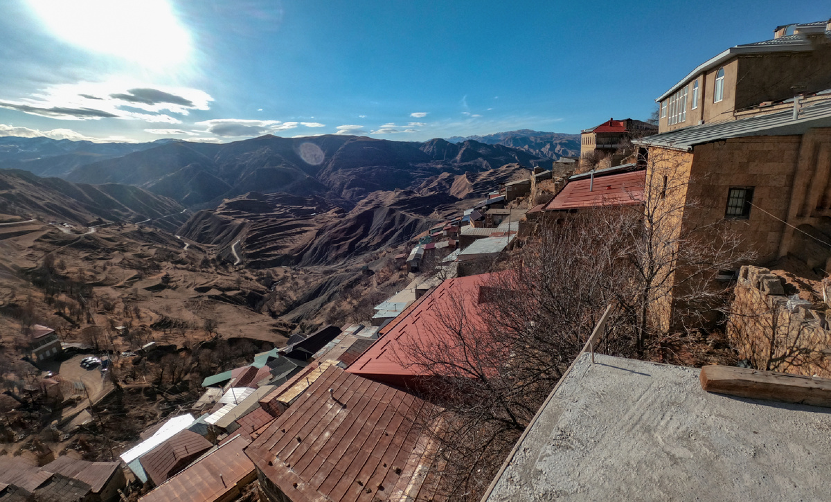 Вид открывающийся с террасы одного из домов в ауле Чох