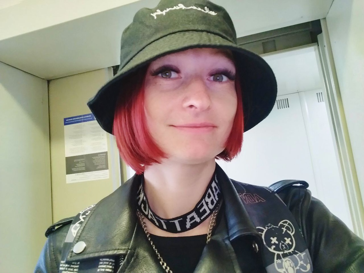 Елена Антюхова – сделала реснички, покрасилась и выспалась