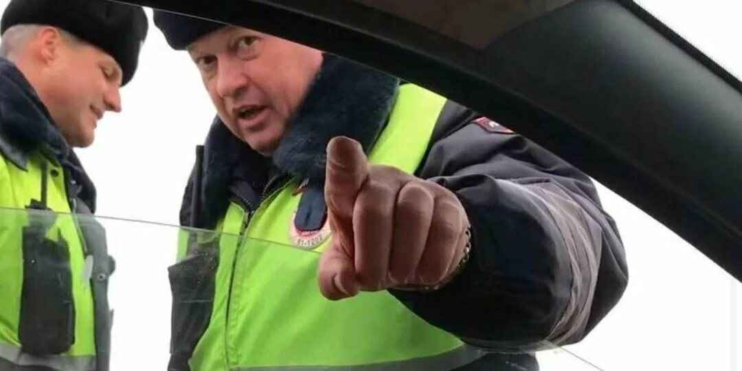 Вопросы сотрудников ГАИ, когда остановили, почему важно знать как них отвечать и зачем они вообще их задают