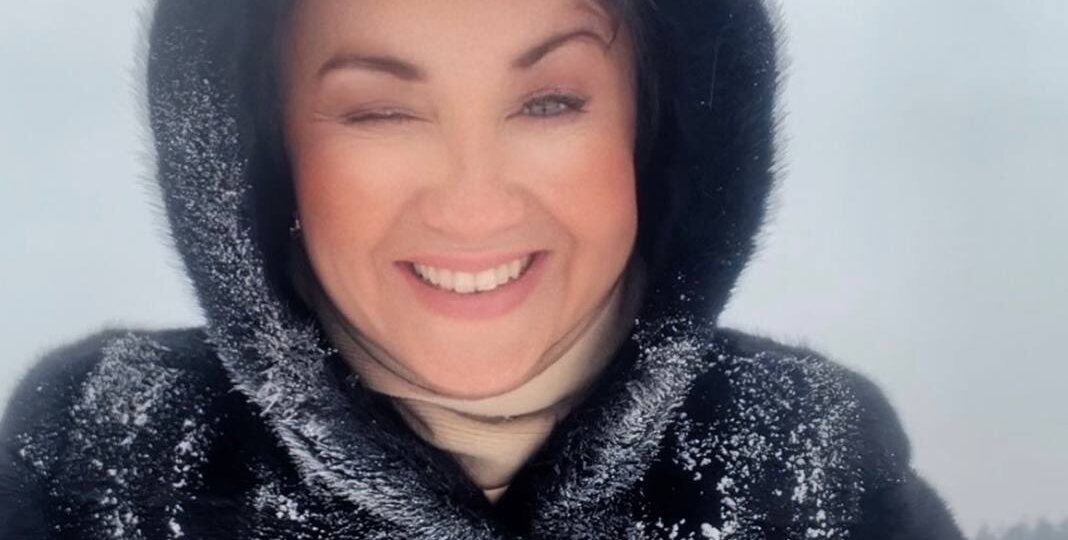 Утро после новогоднего корпоратива: инструкция по выживанию в офисной саванне