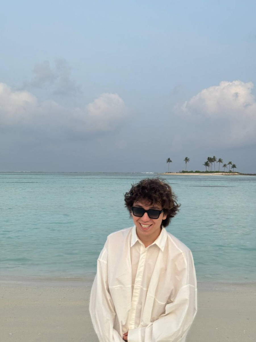     Рахим Абрамов на Мальдивах в феврале 2025 года. Фото: Инастаграм (запрещён в РФ) @rahimabramov