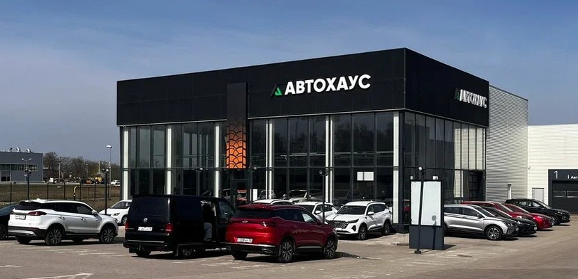 Автохаус Саратов (фото с Яндекс.Карт)