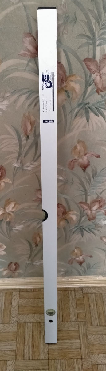 Именно с такой палкой -уровнем я занималась с 2019 года по 2024. Фотография автора 