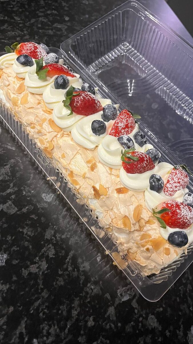 Меренговый рулет