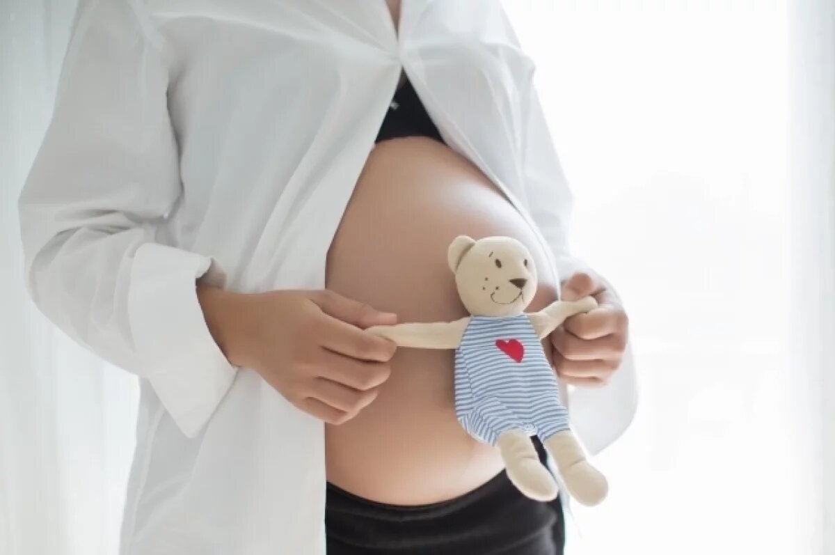    В Саратовской области увеличатся выплаты беременным студенткам