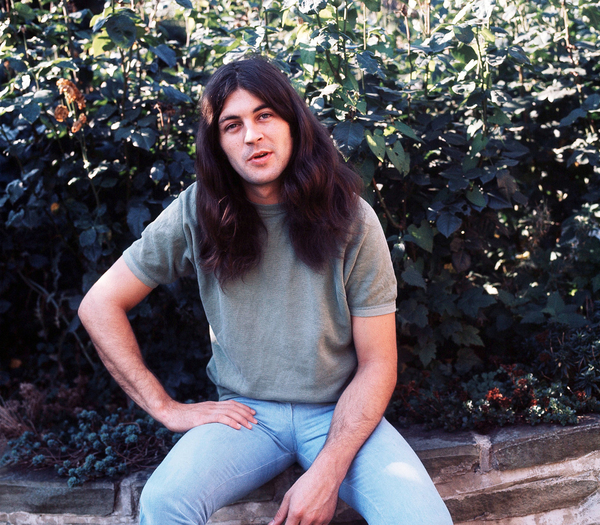    В 1965 году Гиллан перешёл в группу Episode Six, в которой также играл бас-гитарист Роджер Гловер. Во время одного из выступлений музыкантов заметили Джон Лорд и Ричи Блэкмор. Они предложили Гиллану и Гловеру присоединиться к Deep Purple / Gettyimages.ru / Michael Putland