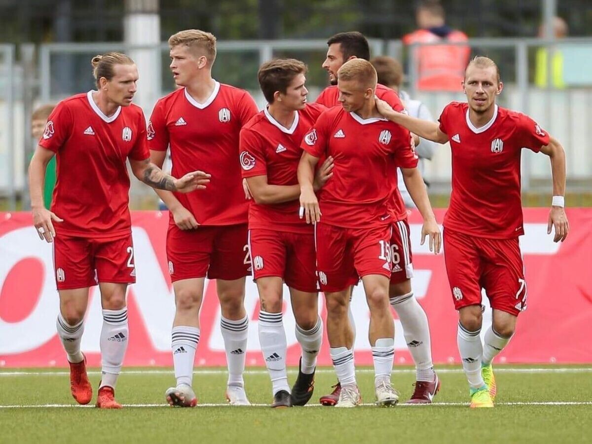    Игроки футбольного клуба "Амкал".© Фото : Социальные сети ФК "Амкал"