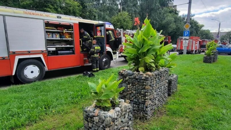     В Барнауле в кардиодиспансере случилось короткое замыкание. Пресс-служба ГУ МЧС по Алтайскому краю.