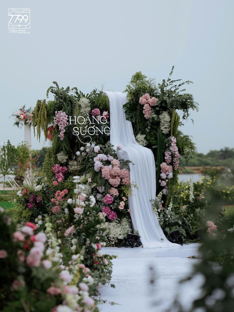 Фотографии используются в качестве иллюстраций и взяты из открытых источников, включая Pinterest. Все права принадлежат их авторам. На изображениях показана концепция и стиль, а не наши реальные работы.