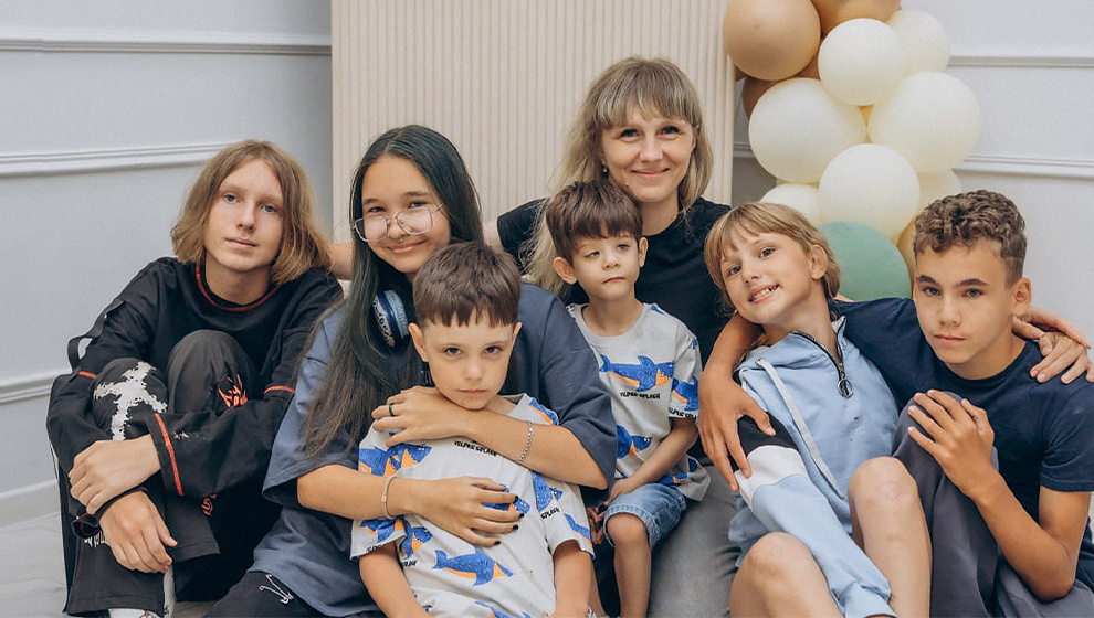 Анна с детьми.Фото - автора.