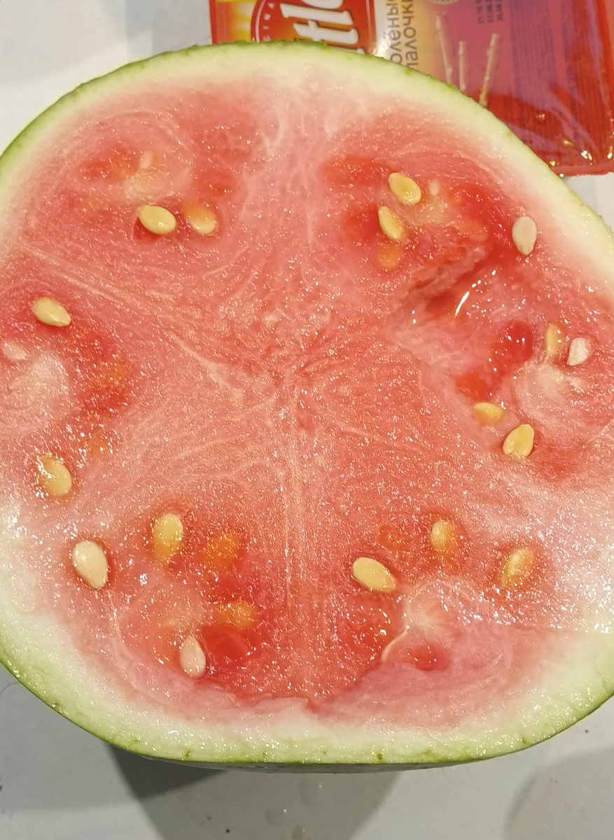 Недозрелый арбуз