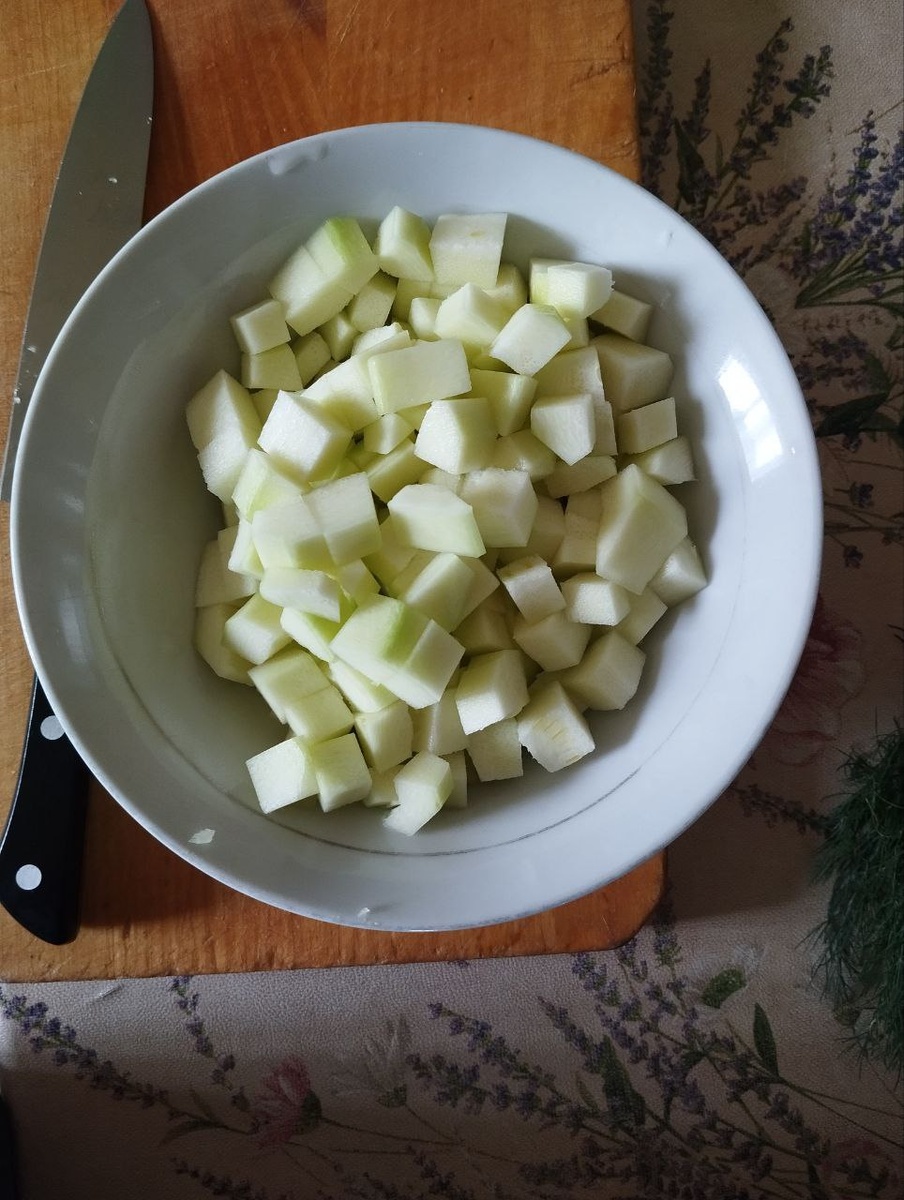 Кабачок нарезанный кубиком. Рецепты с кабачками.