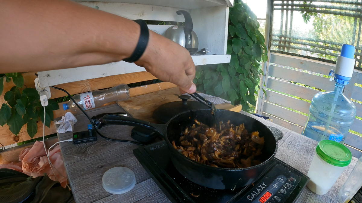 Постоянно перемешиваем