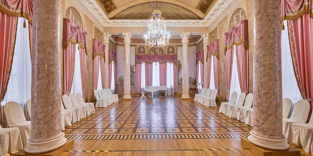 Приглашаем к участию в выставке кукол «Мир красотою спасётся»!