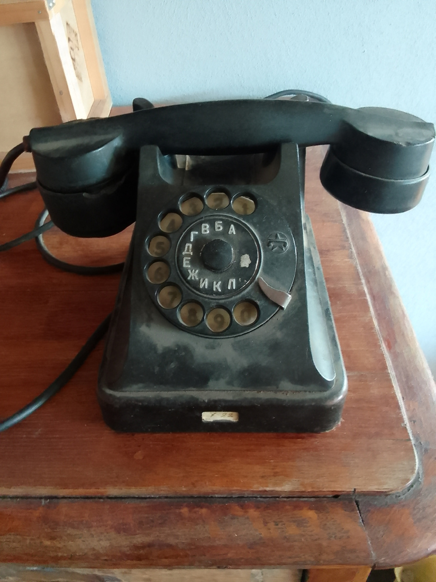 Телефон сразу после покупки, еще немытый