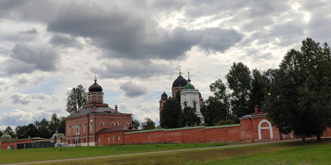 Спасо-Бородинский монастырь - лучший памятник героям, "за веру, Царя и Отечество живот свой положившим"