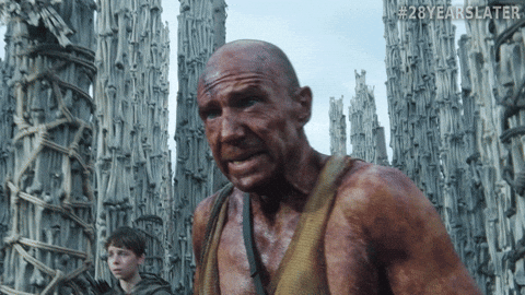 «28 лет спустя»: Рэйф Файнс в роли доктора Яна Кельсона